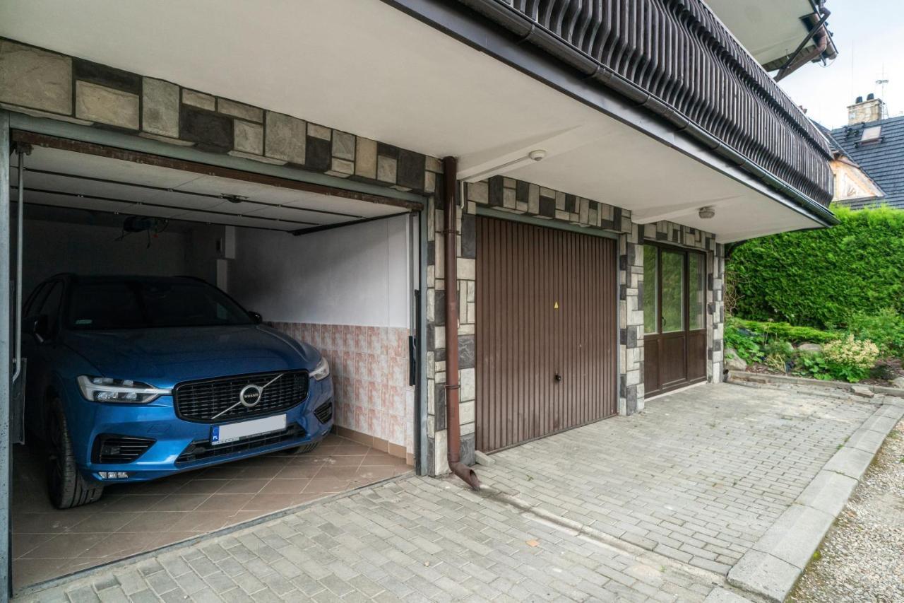 Apartament Chateau Karpielowka กอสเชียลิสกอ ภายนอก รูปภาพ